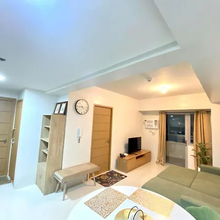One Br With Balcony At East Gate Apartment