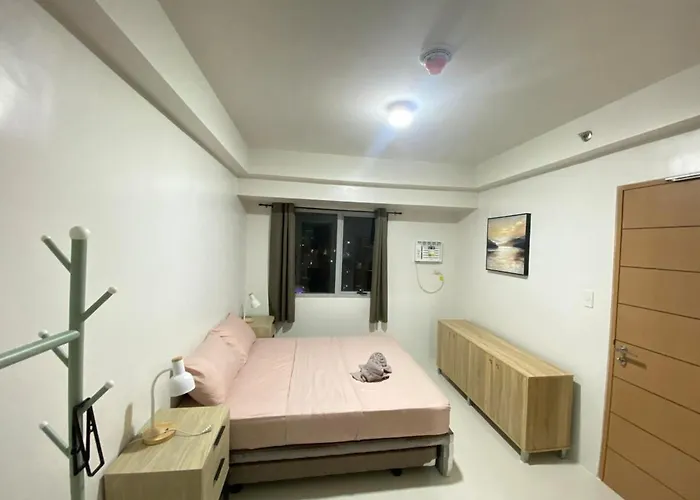 One Br With Balcony At East Gate Apartment