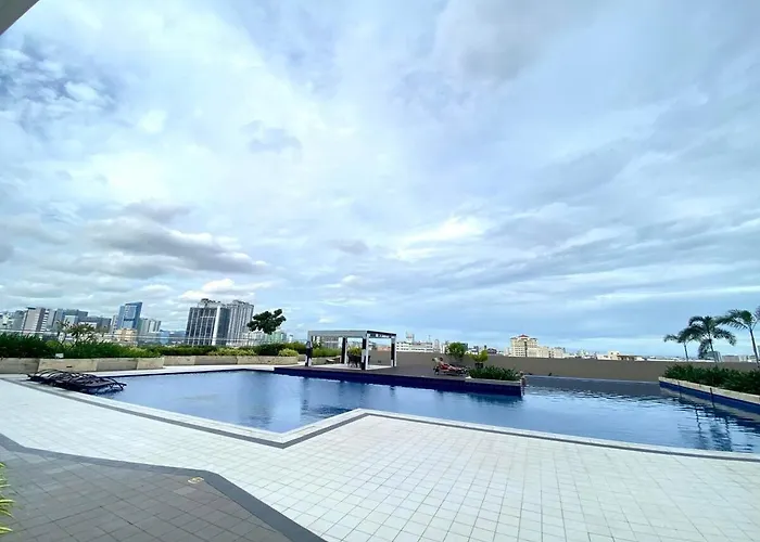 One Br With Balcony At East Gate Apartment Cebu