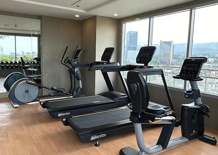 Apartment One Br With Balcony At East Gate *