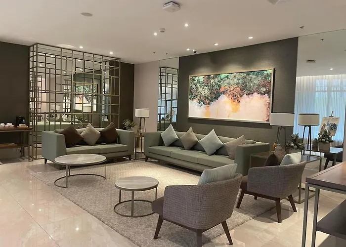 Apartment One Br With Balcony At East Gate *