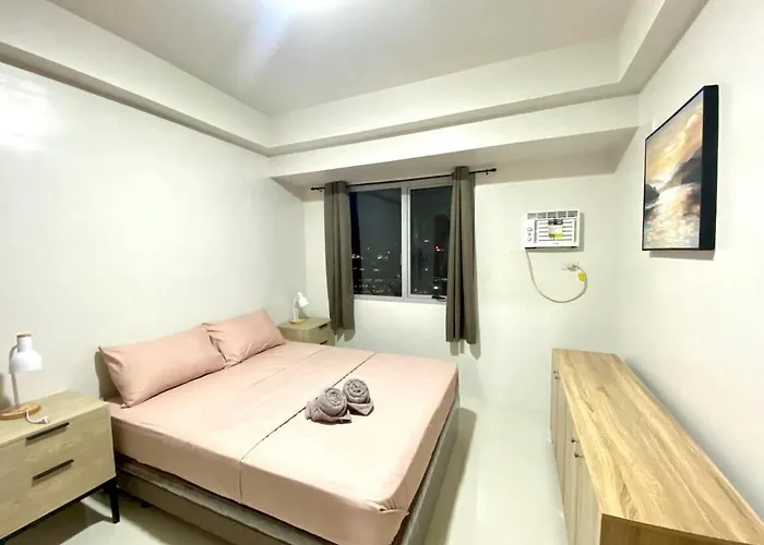 One Br With Balcony At East Gate Apartment *