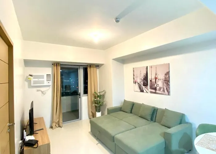 One Br With Balcony At East Gate Cebu